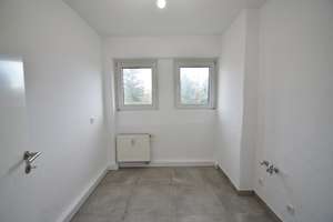 Mit Balkon! Renovierte 2-Zimmer-Whg in OB-Sterkrade – Die vollständige Adresse der Immobilie erhältst du vom Anbieter., 46145 Alsfeld, Oberhausen – Vorschaubild 4