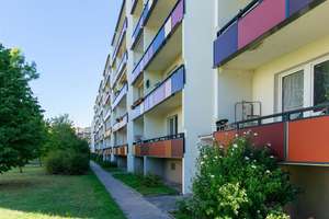 3 Zimmer mit Balkon - Ausschließlich mit weißem WBS für 3 Personen!