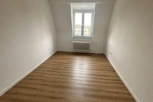 Helle 3-Zimmer-Dachgeschosswohnung in Mannheim-Neckarau – Die vollständige Adresse der Immobilie erhältst du vom Anbieter., 68199 Neckarau, Mannheim – Vorschaubild 5