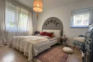 Property thumbnail 9