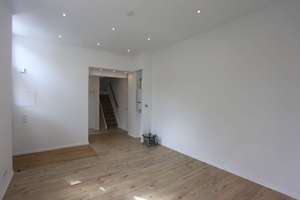 SANIERTE LOFTARTIGE 2 ZIMMER WOHNUNG MIT EBK IM STADTZENTRUM – Ellerstraße 70, 40227 Oberbilk, Düsseldorf – Vorschaubild 3
