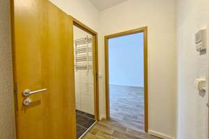 ** AB SOFORT ** - frisch renovierte 1-Zimmer-Wohnung mit Balkon und Dusche! – Ringstraße 211, 4209 Grünau-Mitte, Leipzig – Vorschaubild 6