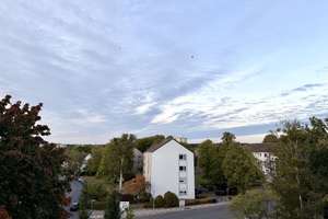 Helle 3-Zimmer-Wohnung mit Balkon in beliebter Wohngegend! – Die vollständige Adresse der Immobilie erhältst du vom Anbieter., 38448 Teichbreite, Wolfsburg – Vorschaubild 2