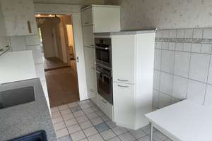 Hochwertig sanierte 3-Zimmer-Wohnung mit zwei Balkonen, Aufzug und Garagenstellplatz in Essen – 45133 Stadtwald, Essen – Vorschaubild 17