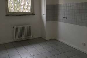 Schöne 2-Zimmer-Dachgeschosswohnung in Krefeld in zentraler Lage! – Steckendorfer Straße 65, 47799 Cracau, Krefeld – Vorschaubild 4