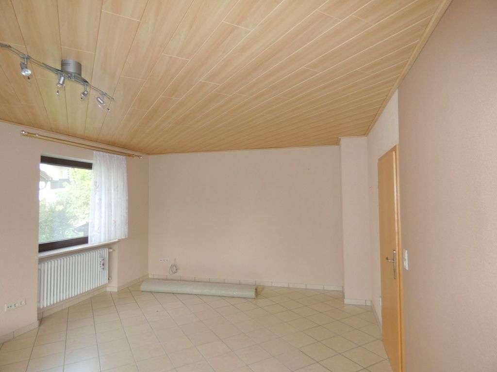 Immobilie in Neustadt an der Donau - Großzügige Doppelhaushälfte in ruhiger Wohnlage - Bild 4