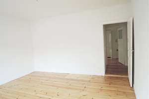 Altbauflair und sichere Miete – 2 Zimmer in Köpenicks Märchenviertel – Die vollständige Adresse der Immobilie erhältst du vom Anbieter., 12555 Köpenick, Berlin – Vorschaubild 1