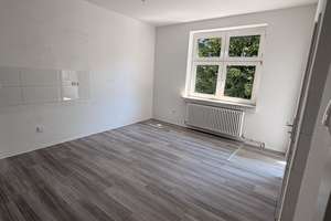 Schöne 2-Zimmer-Wohnung mit Balkon! – Huttropstraße 55, 45138 Huttrop, Essen – Vorschaubild 2