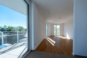 Sonnengeküßte 2-Zimmer-Wohnung im 3. OG mit großem Süd-Balkon und Süd-West-Ausrichtung – Die vollständige Adresse der Immobilie erhältst du vom Anbieter., 81677 Parkstadt, München – Vorschaubild 3
