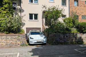 Beidseitig angebautes Einfamilienhaus mit traumhaftem Südwestgarten in Köln-Neuehrenfeld – Grolmanstraße 47, 50825 Neuehrenfeld, Köln – Vorschaubild 2