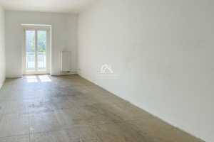 RENOVIERUNGSBEDARF | 2 ZIMMER MIT BALKON IN DER GRÜNEN OASE - PRENZLAUER BERG | PROVISIONSFREI | – John-Schehr-Straße 61, 10407 Berlin – Vorschaubild 1