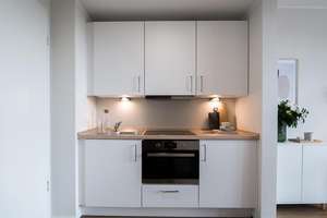 Charmante möblierte 1-Zimmer Wohnung im . OG in Hamburg-Barmbek-Nord mit Balkon – Bramfelder Straße 85, 22305 Barmbek-Nord, Hamburg – Vorschaubild 3