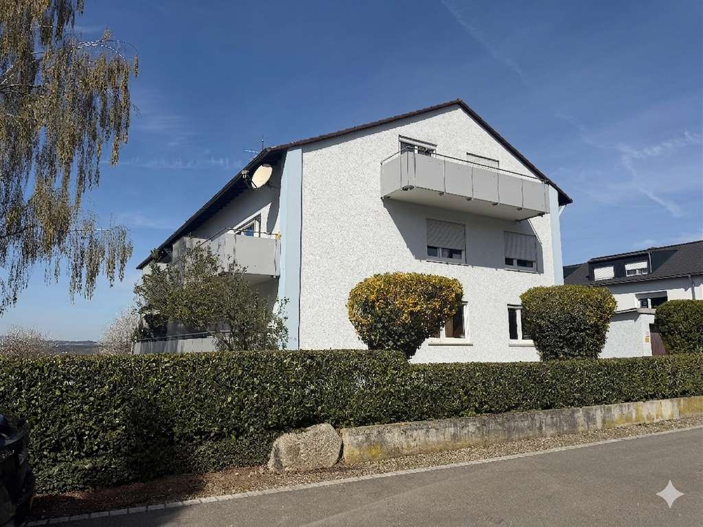 Immobilie in Ravensburg - Ravensburg-Torkenweiler
Vermietete 3-Zimmer-Wohnung mit Balkon - Bild 1