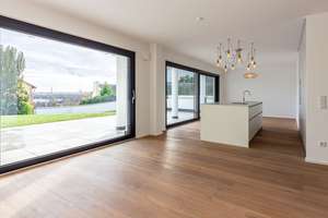 Energieeffizienz A+: Moderne Wohnetage mit großem Garten – 60388 Bergen-Enkheim, Frankfurt am Main – Vorschaubild 2