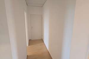 Helle 2-Zimmerwohnung mit EBK zu vermieten! – Märkische Straße 188, 42281 Barmen, Wuppertal – Vorschaubild 7