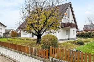 “Zweifamilienhaus mit Garten und Doppelgarage – Vielseitig nutzbar in ruhiger Lage” – Emmendingen (Kreis) – Vorschaubild 21