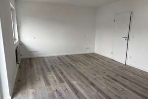 Reihenhaus sonnige Feldrandlage mit Terrasse Balkon 4,5 Zi. 138m² in Frankfurt a. M. Nieder-Eschbach – 60437 Nieder-Eschbach, Frankfurt am Main – Vorschaubild 35