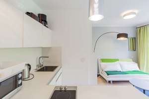 ALL-INKLUSIVE MIETE: Helles Studio mit Balkon im Herzen von Kreuzberg – Mariannenplatz 21, 10997 Kreuzberg, Berlin – Vorschaubild 8