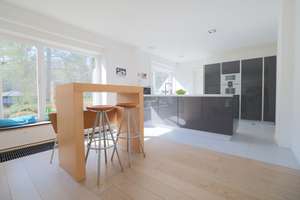 Zeitlose Klarheit trifft moderne Raffinesse – Architektur im Sinne des Bauhauses in TOP Wohnlage – Die vollständige Adresse der Immobilie erhältst du vom Anbieter., 21149 Hausbruch, Hamburg – Vorschaubild 7