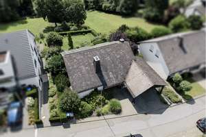 Hideaway mit Stil – Großes Grundstück, Pool & spektakuläre Aussicht – Die vollständige Adresse der Immobilie erhältst du vom Anbieter., 59581 Warstein – Vorschaubild 8