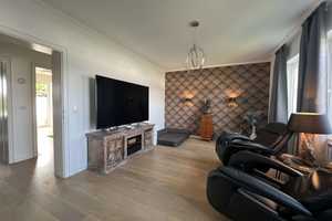 Freistehender Bungalow mit Pool, Kino und luxuriöser Ausstattung – Neuss (Rhein-Kreis) – Vorschaubild 20