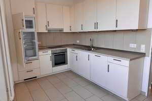Geräumige 2-Zi-Penthouse-Wohnung mit separater Küche, direkt an der Weser – Konsul-Smidt-Straße 92, 28217 Überseestadt, Bremen – Vorschaubild 11