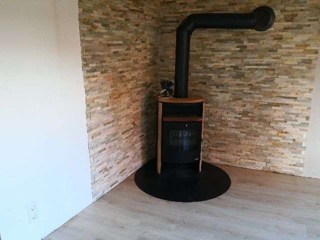 Preiswertes mod. Eigenheim mit Ausbaureserve, Garten, Holz-Ofen, PV-Anlage und zwei Kfz.-Plätzen!, Schaumburg Kreis – Bild 2