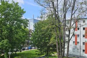 EIGENTUMSWOHNUNG IN BERLIN-MITTE – BEGRÜNTE LAGE MIT FERNSEHTURM-BLICK