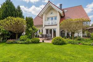 Traumgarten, Feldrandlage & Weitblick – Gepflegtes Zuhause mit modernem Wohnkomfort in Destedt – Im Landgraben 30, 38162 Cremlingen – Vorschaubild 2
