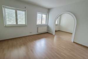 Gemütliche 2-Zimmer-Wohnung mit Loggia – Beyerleinstraße 8b, 4157 Gohlis-Nord, Leipzig – Vorschaubild 1
