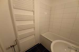 Eine Wohnung für Studenten und Azubis – Rosenbergstr. 12, 1277 Gruna, Dresden – Vorschaubild 5