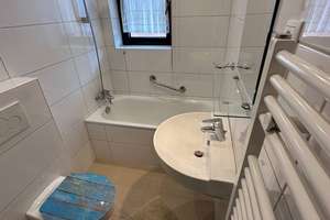 Großzügiges Einfamilienhaus mit Wintergarten, großem Garten & Garage – direkt am Aaper Wald. – Die vollständige Adresse der Immobilie erhältst du vom Anbieter., 40472 Rath, Düsseldorf – Vorschaubild 16