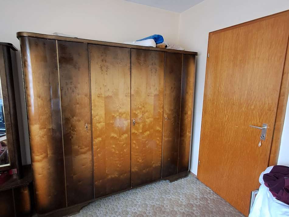 Zimmer 2 OG