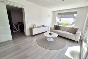 Familientraum mit Zukunft: Modernisiertes Einfamilienhaus mit Einliegerwohnung und Sonnengarten – Die vollständige Adresse der Immobilie erhältst du vom Anbieter., 70378 Steinhaldenfeld, Stuttgart – Vorschaubild 4
