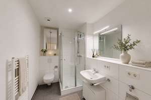 Exklusives 1-Zimmer Apartment mit Balkon in Bestlage! *Inkl. Umzugsbonus* – Mailänder Platz 7, 70173 Europaviertel, Stuttgart – Vorschaubild 4