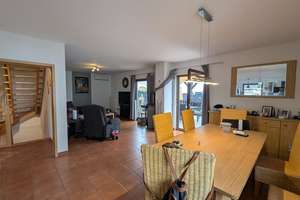 **Heimerzheim** Freistehendes Einfamilienhaus - große Sonnenterrasse, Klimaanlage, Kaminofen, Garage – Die vollständige Adresse der Immobilie erhältst du vom Anbieter., 53913 Swisttal – Vorschaubild 4