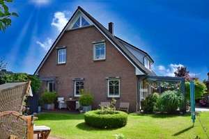 "Einziehen und loswohnen" - laufend gepflegte DHH in ruhiger Feldrandlage - Ihr Refugium mit Garten – Die vollständige Adresse der Immobilie erhältst du vom Anbieter., 24848 Kropp – Vorschaubild 1