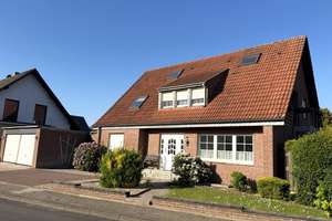 Wohnhaus mit Einliegerwohnung in ruhiger Ortslage – Die vollständige Adresse der Immobilie erhältst du vom Anbieter., 41334 Nettetal – Vorschaubild 1