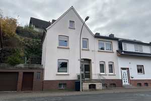Ihr neues Zuhause zentral in Marsberg! – Hochsauerlandkreis – Vorschaubild 2