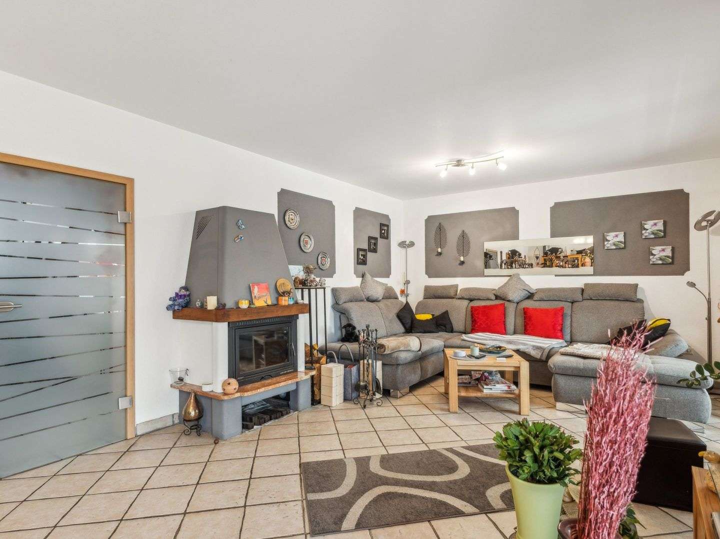 Immobilie in Riede - Freistehendes Einfamilienhaus in familienfreundlicher und grüner Lage von Riede - Bild 3