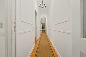 Charmanter Altbau mit Charakter: 3-Zimmer-Wohnung mit Fischgrätenparkett im 1. OG nahe Ku'damm. – Die vollständige Adresse der Immobilie erhältst du vom Anbieter., 10707 Wilmersdorf, Berlin – Vorschaubild 29