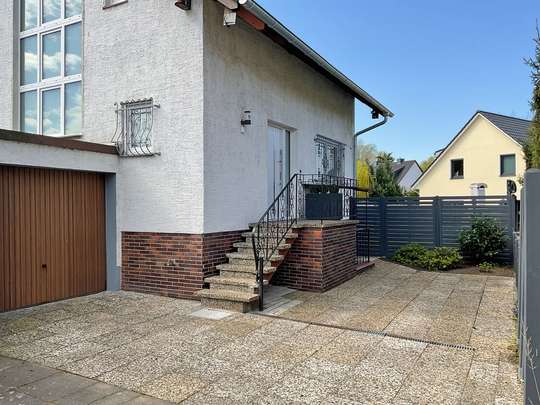 Lichtdurchflutetes Einfamilienhaus mit über 250m² Wohnnutzfläche - Bild 3