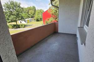 Bezugsfertig!  3-Zimmer-Wohnung mit Balkon und attraktiver Ausstattung in Hann.-Misburg – Hinter der alten Burg 13, 30629 Misburg-Nord, Hannover – Vorschaubild 2