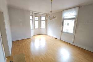 !Top Wohnung,EBK neuwertig (Ablöse),Veranda verglast,Erker,Altbau,3-Meter-Decken,ÖPNV/Park/SWR-Nähe