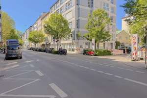 Gepflegte 2-Zimmer-Wohnung mit hochwertiger Ausstattung & separater Küche in der Maxvorstadt – Die vollständige Adresse der Immobilie erhältst du vom Anbieter., 80798 Josephsplatz, München – Vorschaubild 2