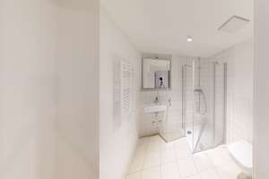 Helles, möbliertes 1-Zimmer-Apartment – 60528 Niederrad, Frankfurt am Main – Vorschaubild 4
