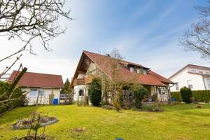 Gepflegtes Zweifamilienhaus in unverbaubarer Randlage und vielen Highlights – Die vollständige Adresse der Immobilie erhältst du vom Anbieter., 74423 Obersontheim – Vorschaubild 2
