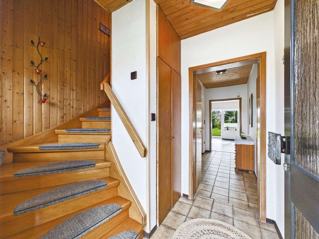 Immobilie in Leezdorf - Wohnen & Vermieten: 
Gepflegtes Zweifamilienhaus 
nahe Nordsee - Bild 1