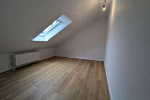 2 Zimmer in teilmöblierter Dachgeschosswohnung - renoviert & WG geeignet | mit EKB – Die vollständige Adresse der Immobilie erhältst du vom Anbieter., 26131 Eversten, Oldenburg (Oldenburg) – Vorschaubild 7