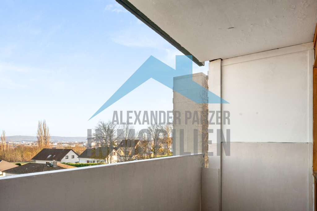 Immobilie in Vellmar - Kapitalanlage und Eigennutzer aufgepasst -   3 ZKB-Eigentumswohnung mit Loggia und Traumblick! - Bild 3